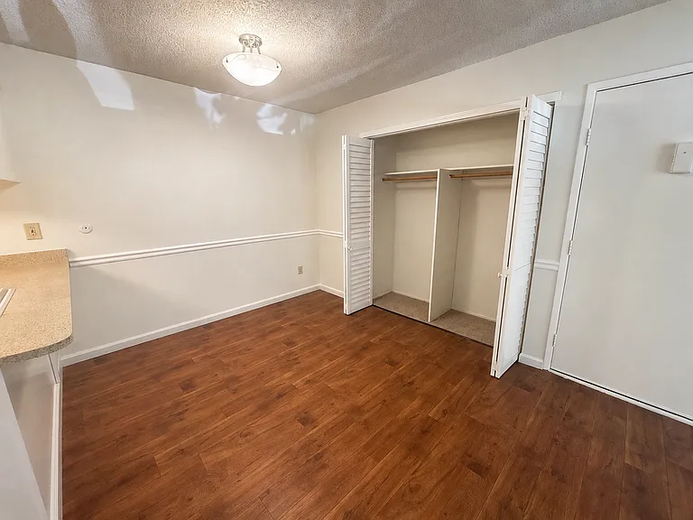 Northridge Terrace Apartments at 4900-4948 Stamas Lane, Fair Oaks California — Photo 5