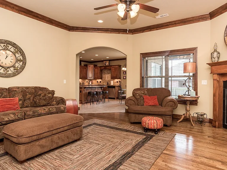 5602 W Murfield Dr — Photo 3