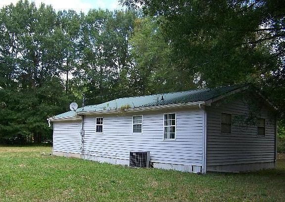 3rd image of 145 Prewitt Ln