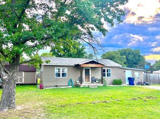 712 N Oak, Stratford, OK 74872