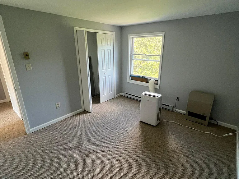 329 Grafton St — Photo 9