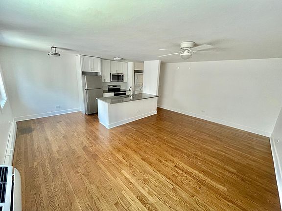 2nd image of 850 W Margate Ter APT 505