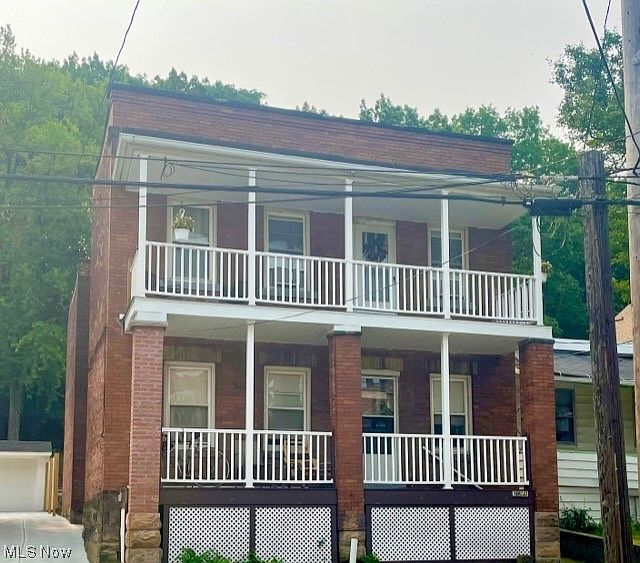 1st image of 2089 E 125th St