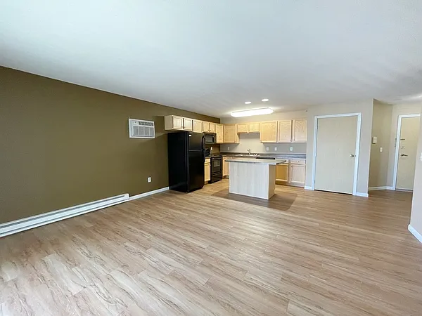 Minot Place Apartments — Photo 22