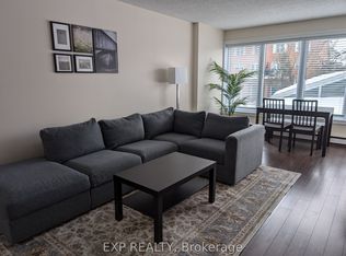 225 Alvin Rd #209, Ottawa, ON K1K4H6