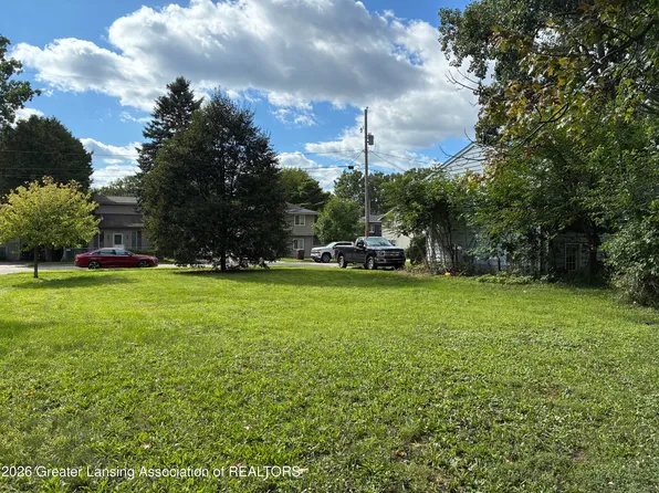 2538 Kate St, Holt, MI 48842