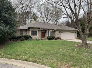 4100 Deloach Ct, High Point, NC 27265