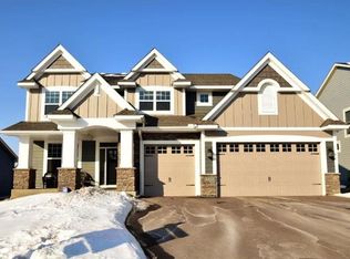 15510 Creekside Ln, Osseo, MN 55369