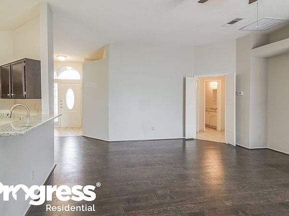5th image of 916 Winterbury Ct