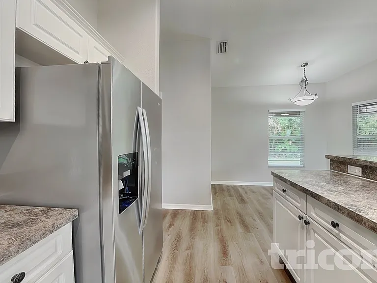 4251 Galvin Ln — Photo 5