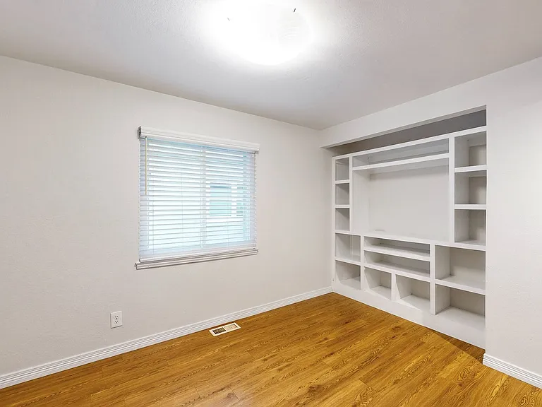 1381 Osceola St — Photo 10