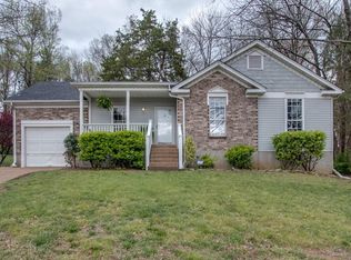 1601 Robards Way, Hermitage, TN 37076