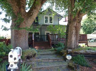 9202 36th Ave S, Seattle, WA 98118