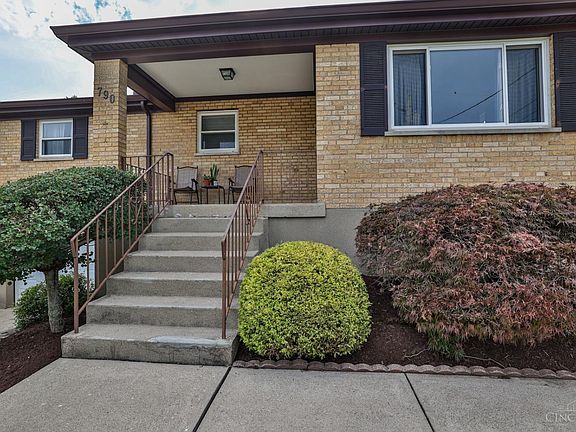 2nd image of 790 Ivyhill Dr
