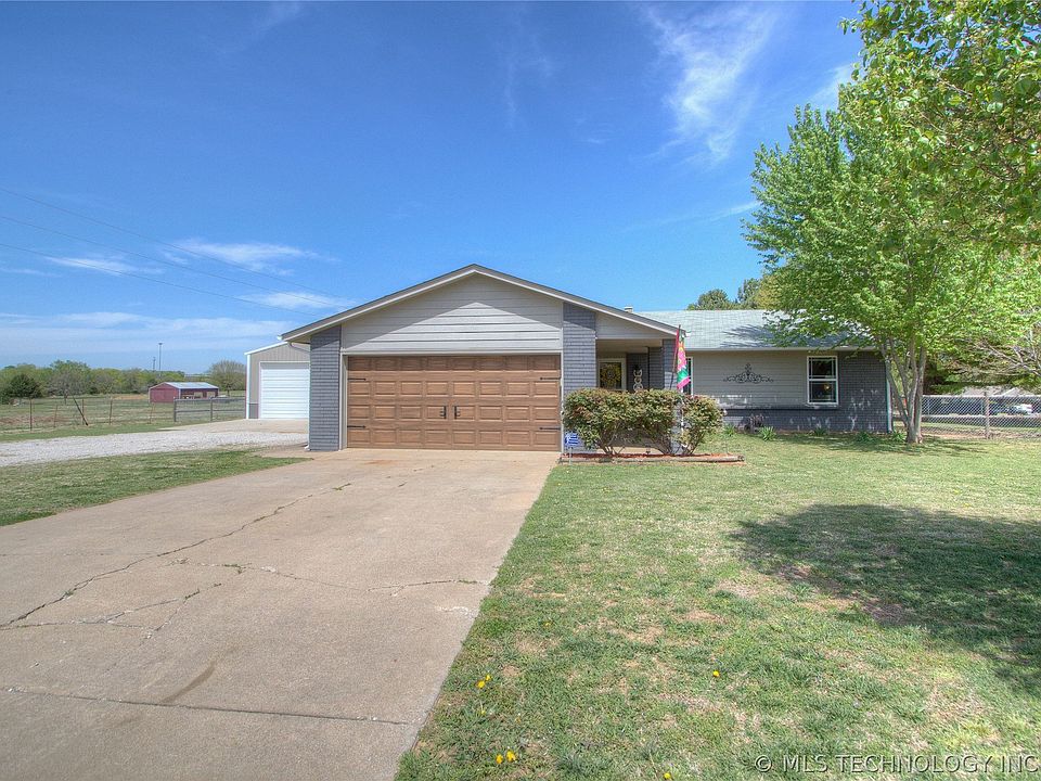1st image of 24921 Rosewood Dr