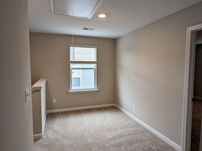 14 Wynn Way — Photo 13