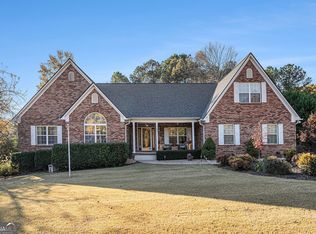 20 Spring Lake Trl NE, White, GA 30184