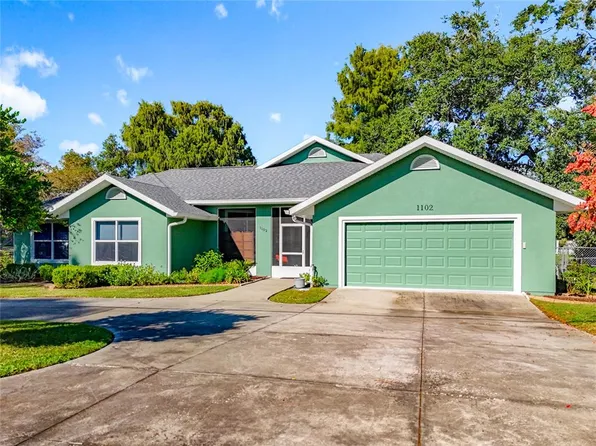 1102 Mizell Rd, Leesburg, FL 34748