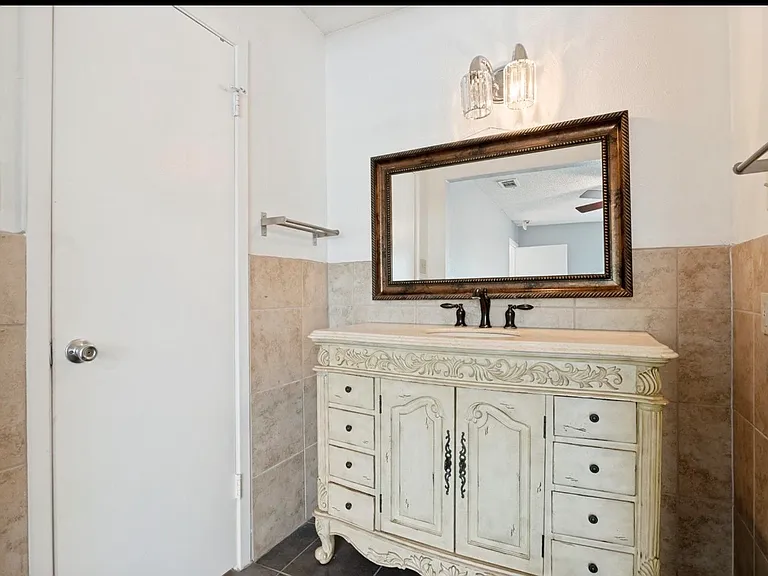5808 Harvest Hill Rd — Photo 11