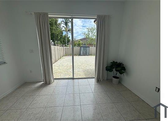 4th image of 23703 SW 110th Pl #23703