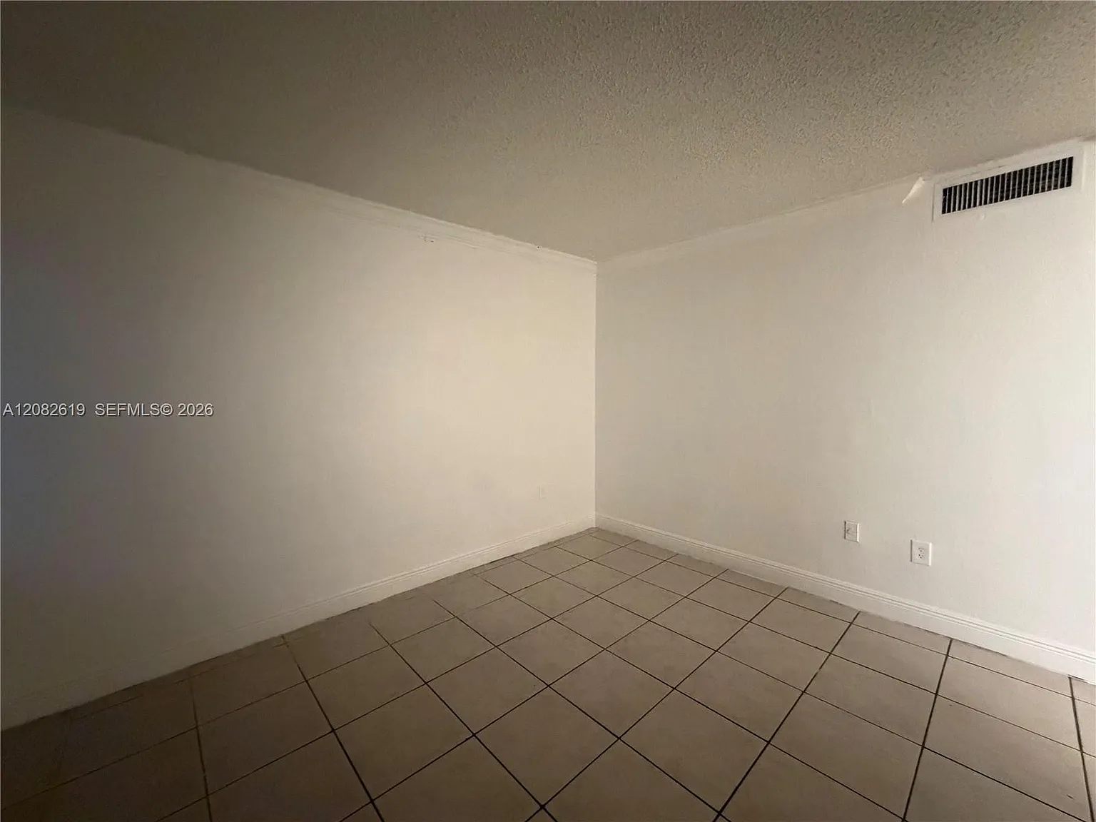 Diane Condo — Photo 4