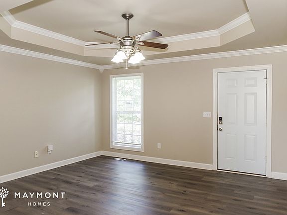 3rd image of 232 Tanner Point Dr