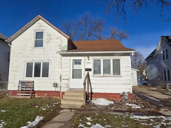 1007 7th Ave NE, Austin, MN 55912