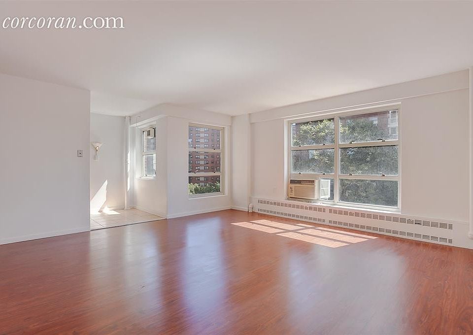 1st image of 100 La Salle St #7D