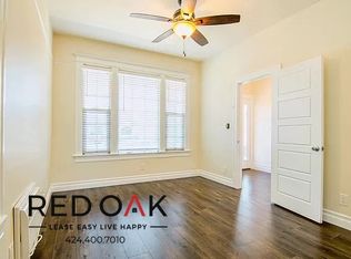 3425 Walton Ave #3425D, Los Angeles, CA 90007