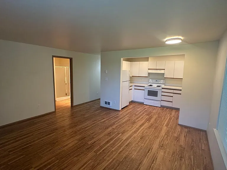 3210 SW Avalon Way — Photo 7