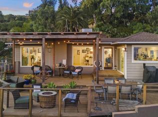 559 N Loop Dr, Camarillo, CA 93010