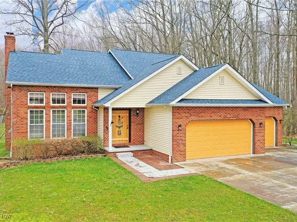 5000 Turkey Run Rd, Vienna, OH 44473