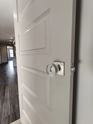 Rented by Signature Property Realty | media 10