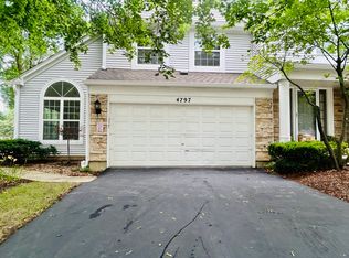 4797 Amber Cir, Hoffman Estates, IL 60192