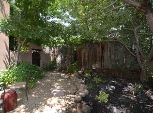 415 Kit Carson #7, Taos, NM 87571