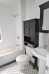 Rented by CITY SKYLINE REALTY INC