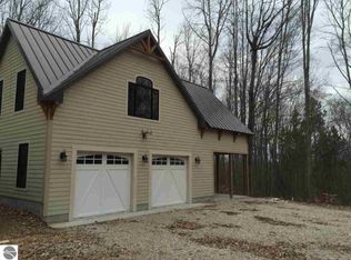 5325 Blue Lake Rd NE, Kalkaska, MI 49646