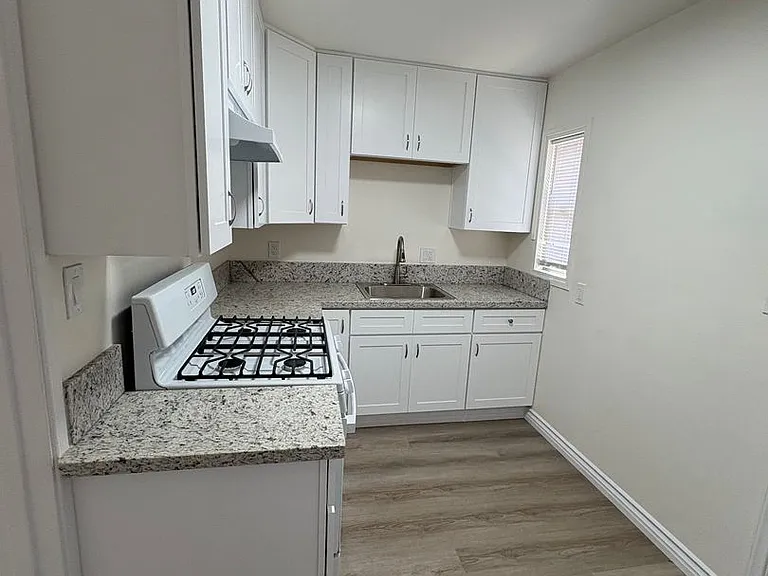 Greenranch Apartments — Photo 41