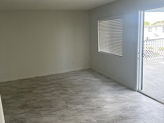3rd image of 1020 Willow Tree Dr #1-D