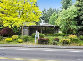 1173 Madison Ave N, Bainbridge Island, WA 98110