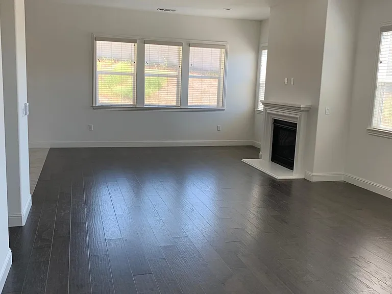 2896 Mount Dana Dr — Photo 4