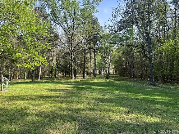 3rd image of 900 Buffalo Creek Rd