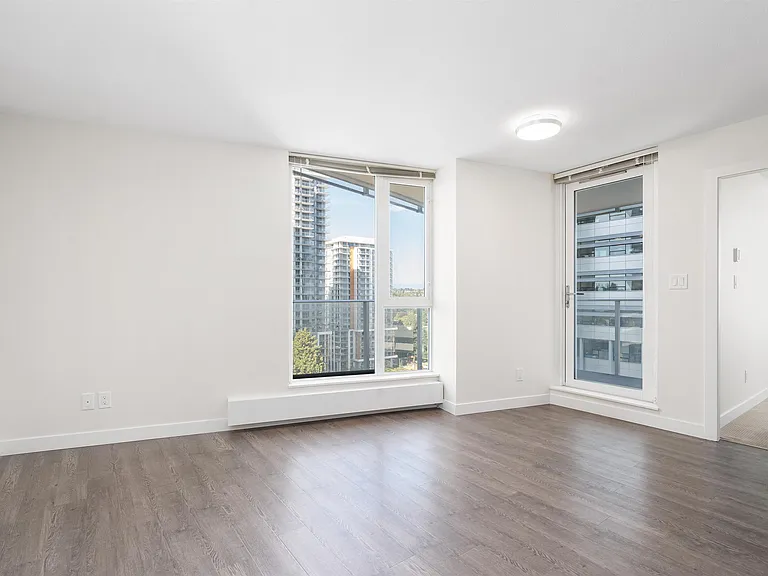 488 SW Marine Dr #1107 — Photo 8