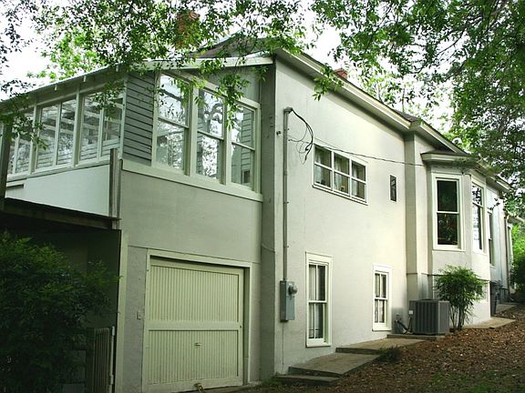 4th image of 137 Greenwood Ave