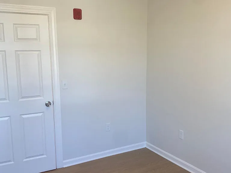 81 Diamond St #2 — Photo 12