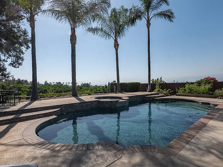 420 Wilbar Cir — Photo 36