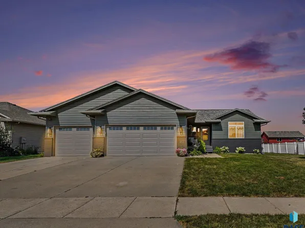1025 N Rose Ave, Tea, SD 57064