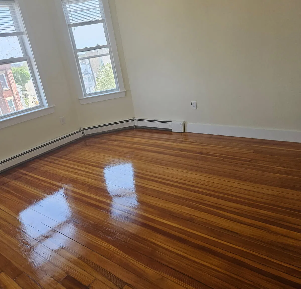 1 bed, $2,300 — Photo 2