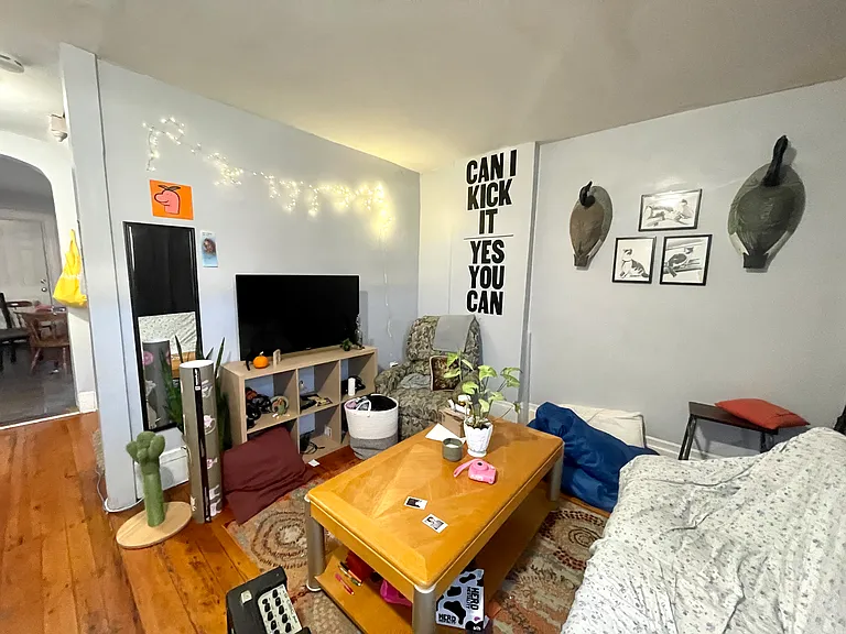 68 Hammond St #2 — Photo 5