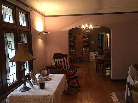 2nd image of 5032 N Marmora Ave